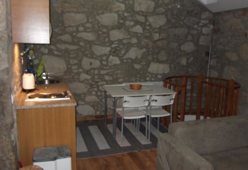 דירת חדר, Quinta Dos Caibrais