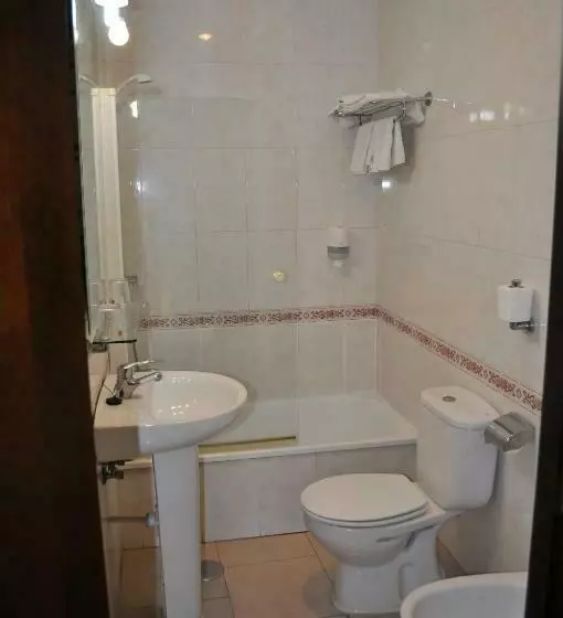 اتاق استاندارد سه نفره, Roma
