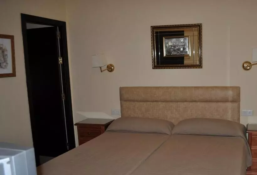 اتاق استاندارد سه نفره, Roma