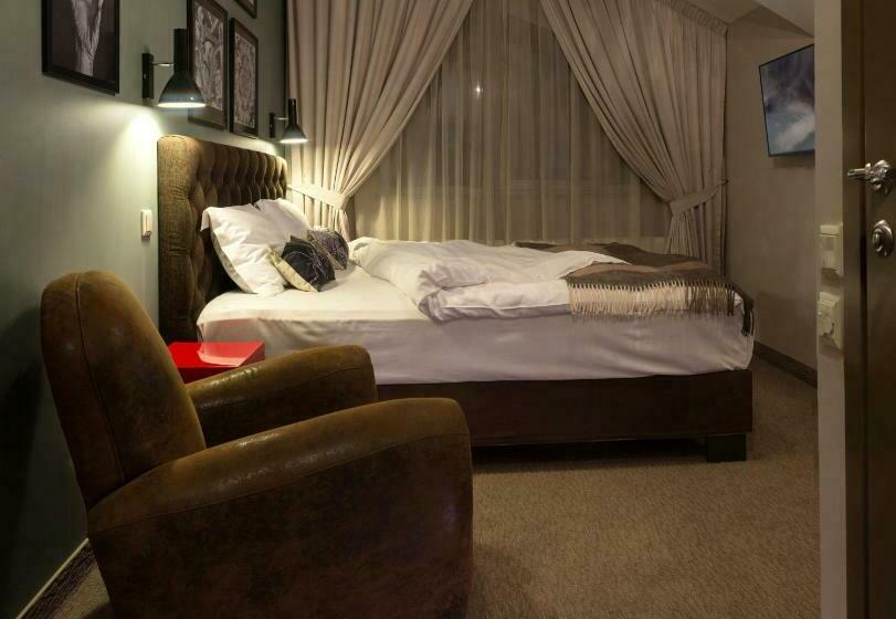 Номер Стандарт, Zentrum