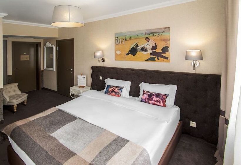 Номер Стандарт, Zentrum