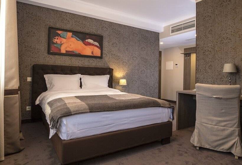 Номер Стандарт, Zentrum