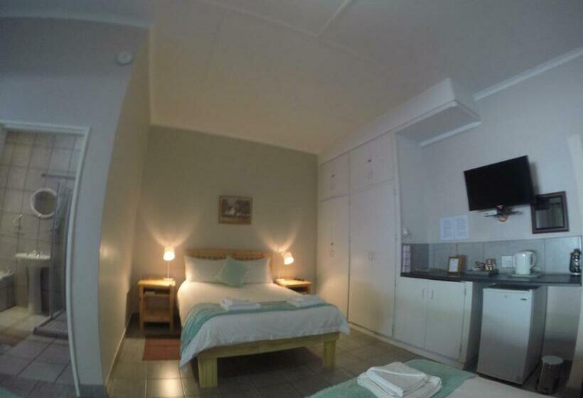 Семейный Номер, Die Kleipot Guest House