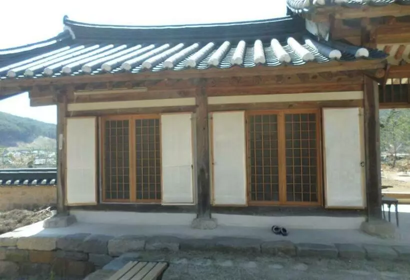 ファミリールーム, Ongyejongtaek Sambaekdang