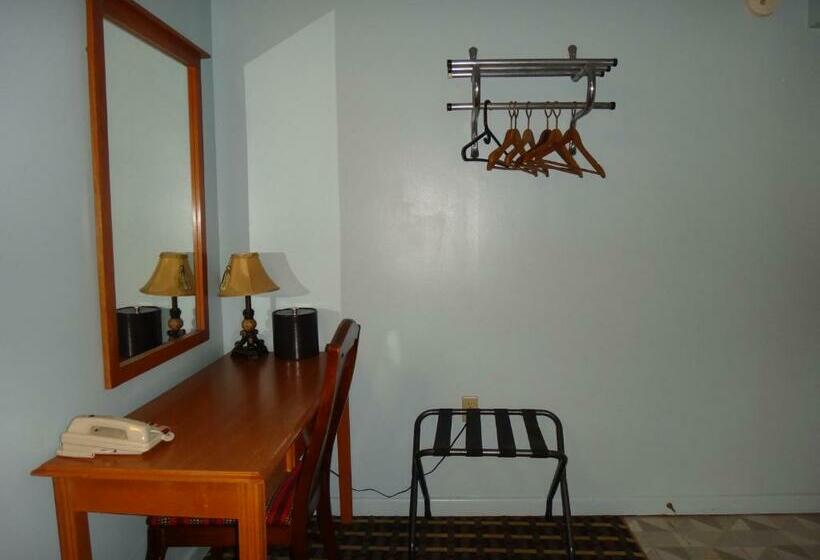 غرفة قياسية, Pine Ridge Motel