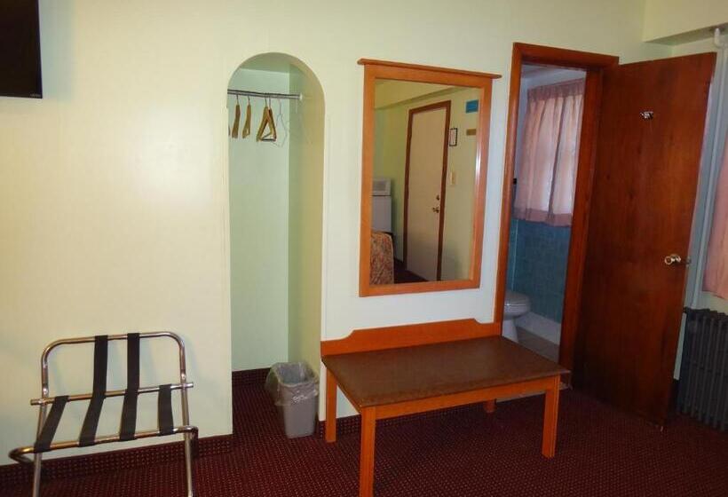 Номер Стандарт, Pine Ridge Motel