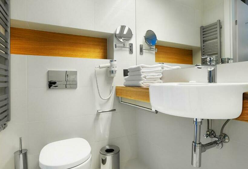 اتاق راحتی, Regatta Hotel Restauracja Spa