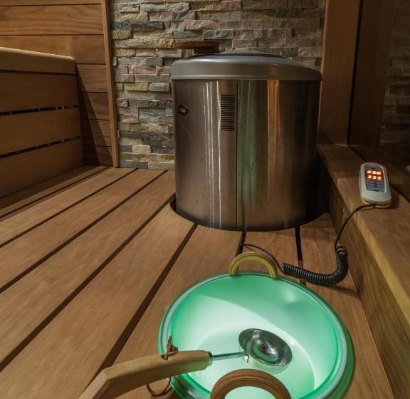 جناح إدارى, Skultuna Hotell & Konferens