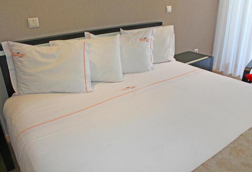 اتاق سوپریور با بالکن, Vivacity Porto Rooms & Apartments