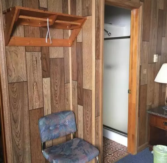 اتاق اکونومی یک تخته, Wigwam Motel