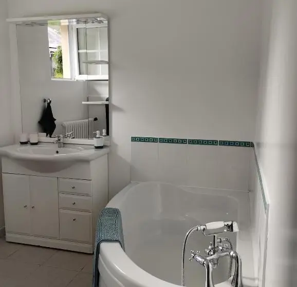 Standard room with outdoor bath, Ecluse De L Ile