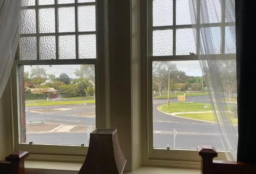ファミリールーム, Commercial Hotel Kaniva