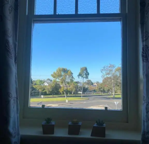 デラックスルーム, Commercial Hotel Kaniva