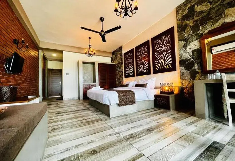 Deluxe Suite Sea View, Adique S Resorts