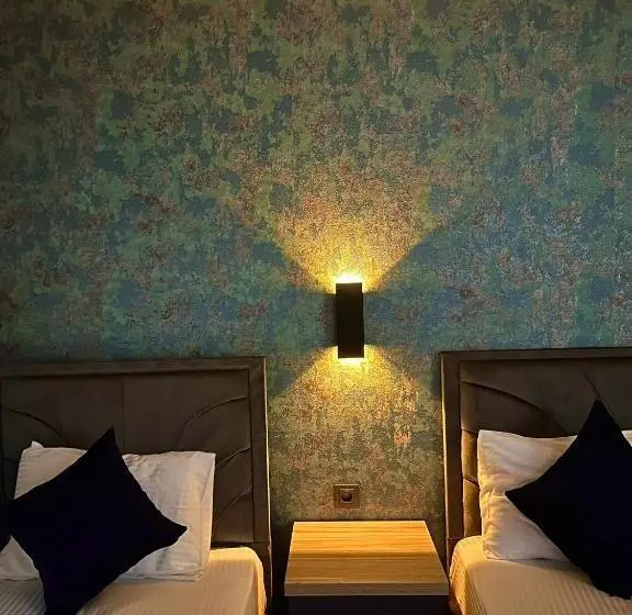 Standard Kolmen Hengen Huone, Güneşli̇ Ai̇rport Sui̇te
