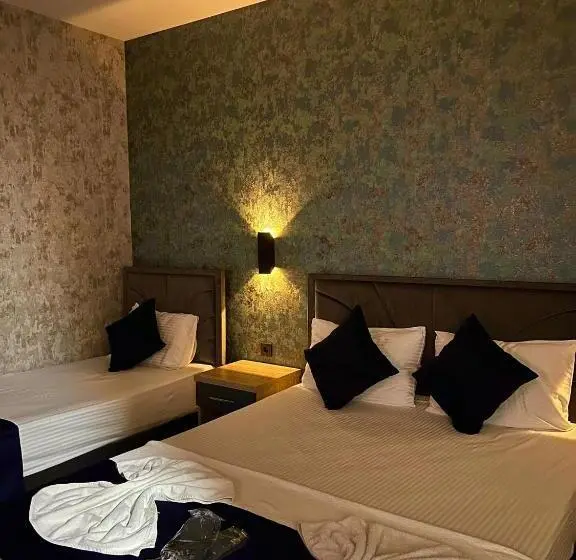 Standard Kolmen Hengen Huone, Güneşli̇ Ai̇rport Sui̇te