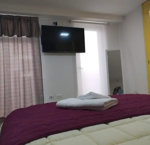 スタンダードルーム, Hostal Verona