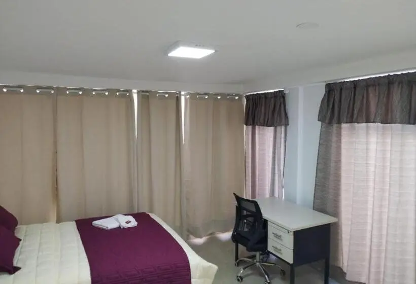 スタンダードルーム, Hostal Verona