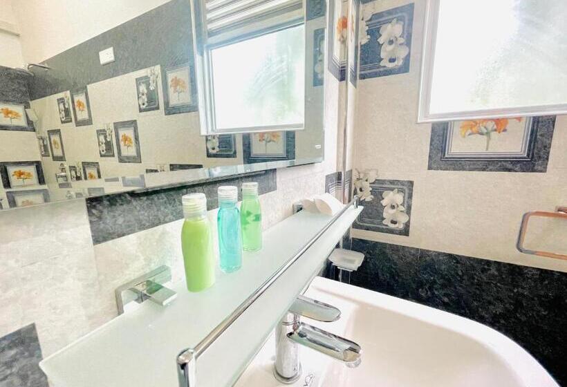 デラックスルーム, Ismattha