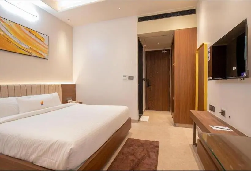 Quarto Deluxe, Myspace Chindanur Comforts