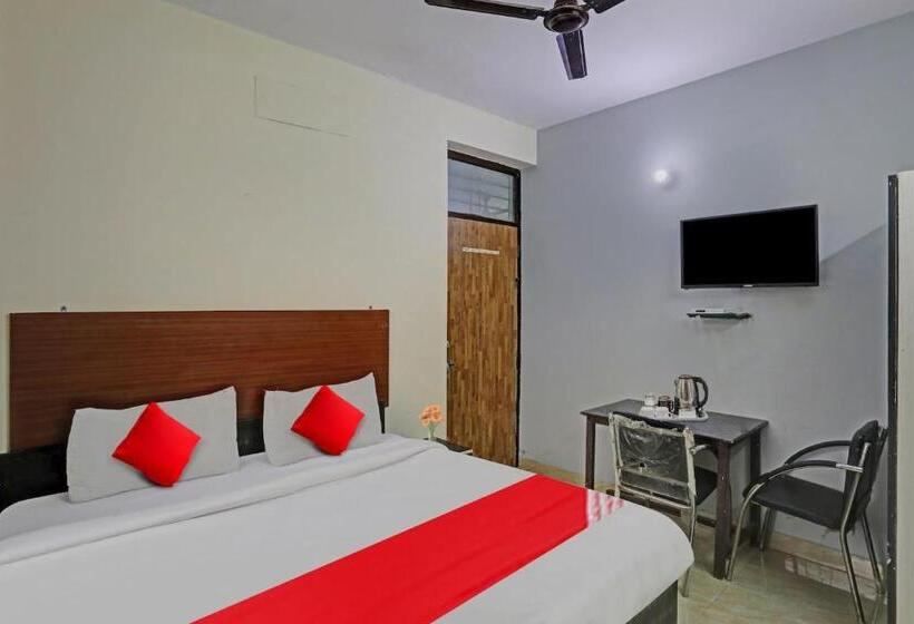 スタンダードルーム, The Royale Stay