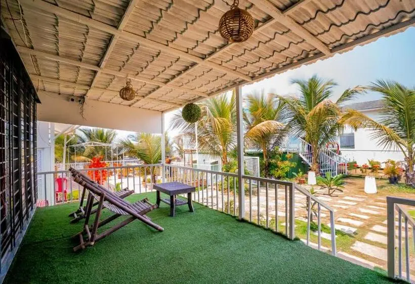 バルコニー付きデラックスルーム, Mysha Hill And Sea Resort   Pet Friendly