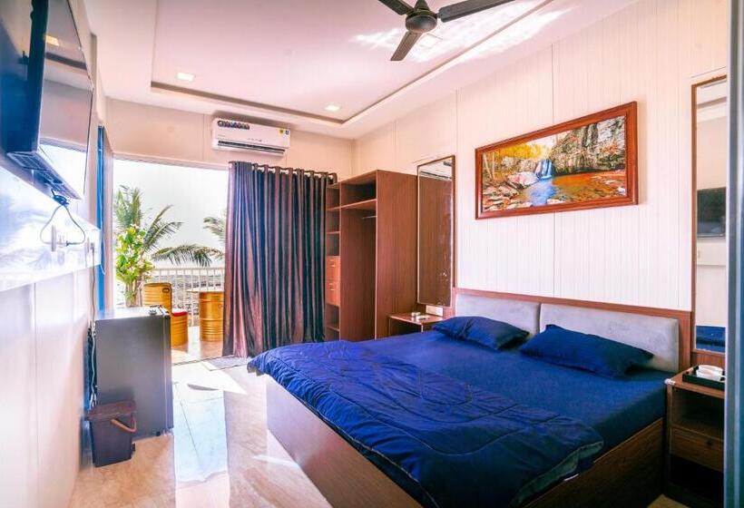 חדר דלוקס עם מרפסת נוף לים, Mysha Hill And Sea Resort   Pet Friendly