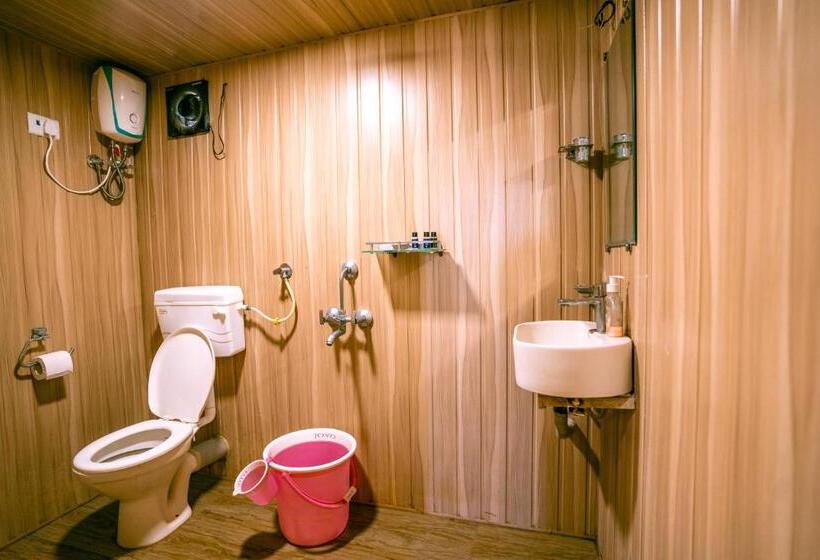 חדר משפחתי נוף לגינה, Mysha Hill And Sea Resort   Pet Friendly