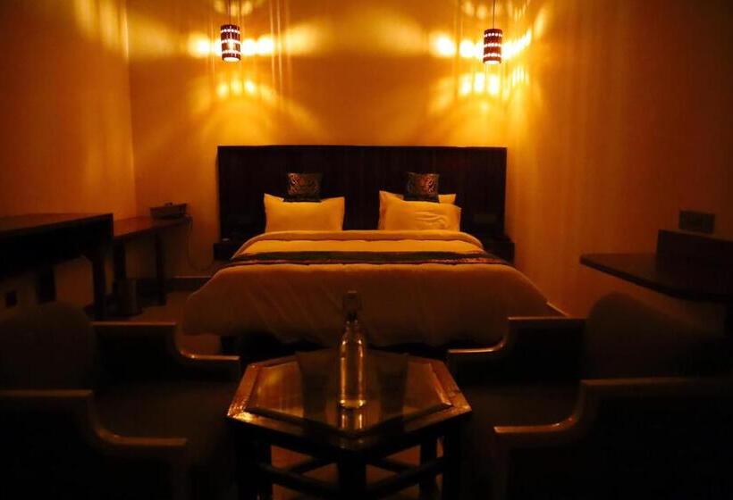 סוויטה, Panna Tiger Resort  Riverside Property