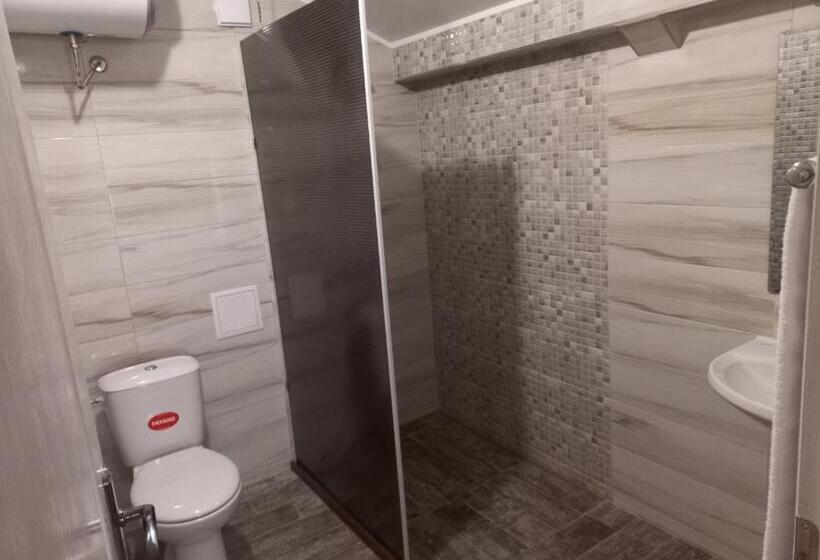 Standardrum, стаи за гости Toda