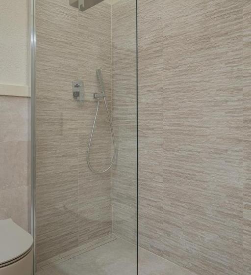 디럭스 룸, Nz Home