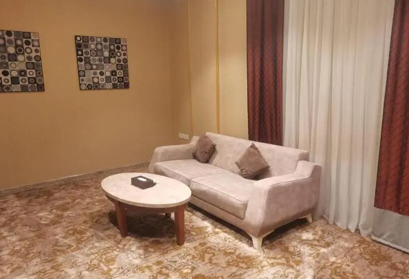 سوییت, فندق دان البلاتيني