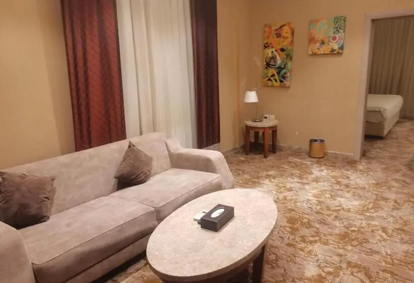 سوییت, فندق دان البلاتيني