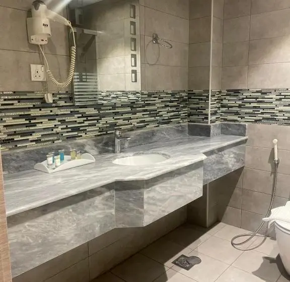 آپارتمان 2 خوابه, فندق دان البلاتيني