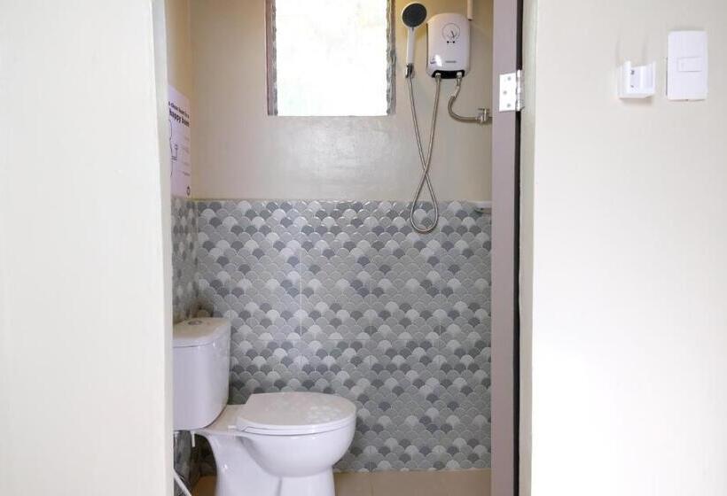 Кровать в Общей Комнате, Mad Monkey Siquijor