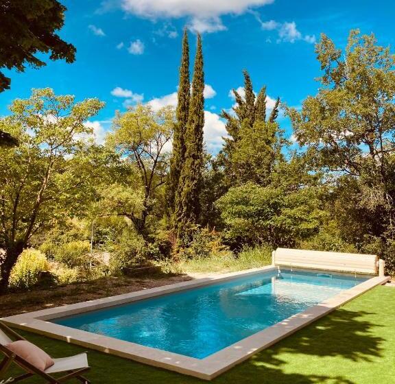 غرفة قياسية مزوَّدة بتراس, Le Domaine Sainte Raffine, Piscine, Charme Et Insolite