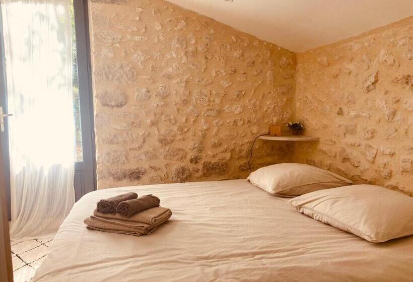 غرفة قياسية مزوَّدة بتراس, Le Domaine Sainte Raffine, Piscine, Charme Et Insolite