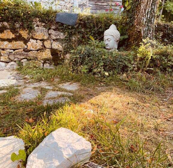 غرفة قياسية مزوَّدة بتراس, Le Domaine Sainte Raffine, Piscine, Charme Et Insolite