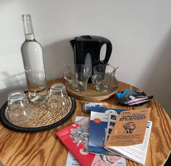 Standardrum, Les Chambres Du Roc H Hir à Loguivy De La Mer