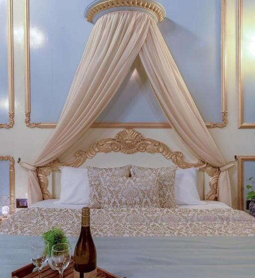 חדר דחוקס עם מיטת קינג, Dio Regaalo Theme Resort, Ratnagiri