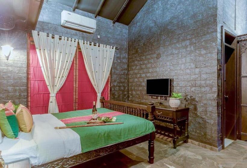 Номер Superior Кровать Кинг, Dio Regaalo Theme Resort, Ratnagiri