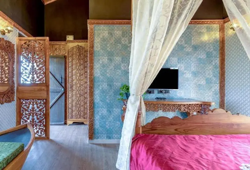 スーペリアールーム, Dio Regaalo Theme Resort, Ratnagiri