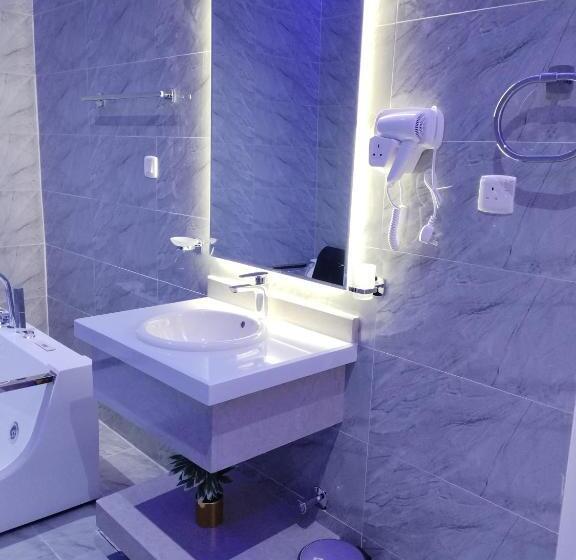 اتاق استاندارد با تخت بزرگ, العلي للشقق المخدومة Alali