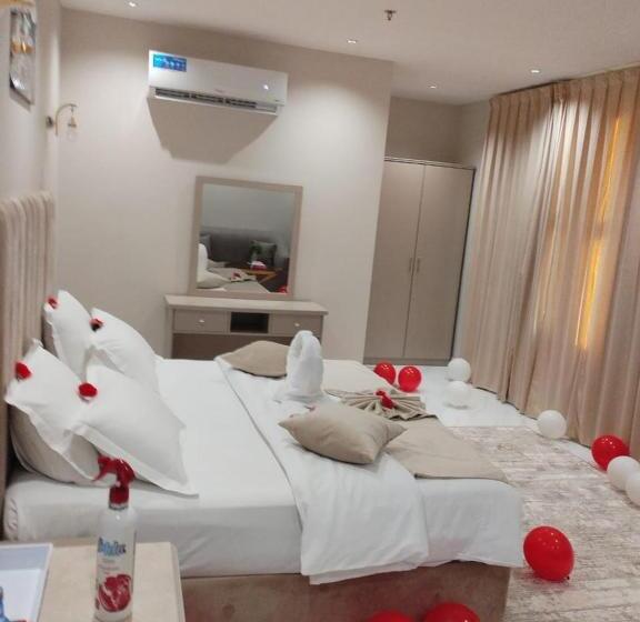 اتاق لوکس با تخت بزرگ, العلي للشقق المخدومة Alali