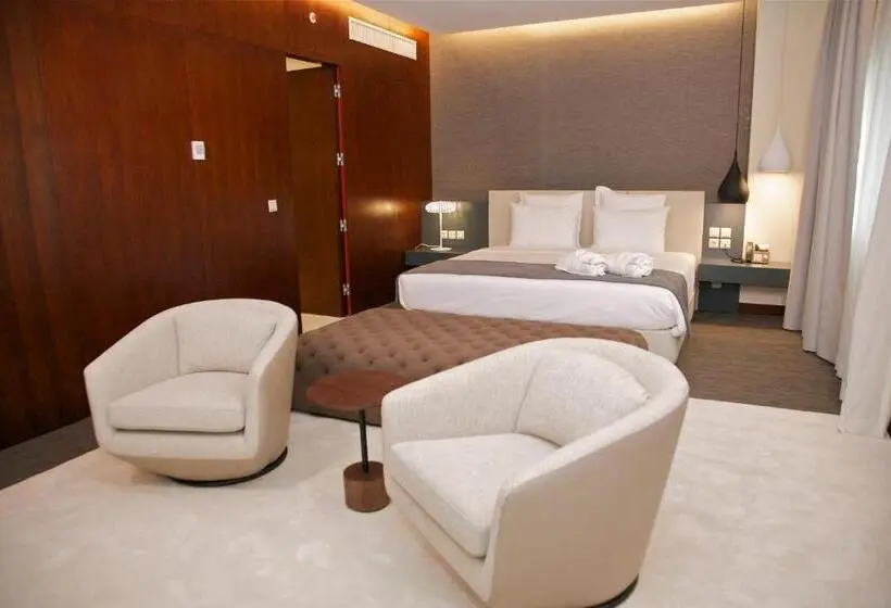 Suite, Continental Horizonte