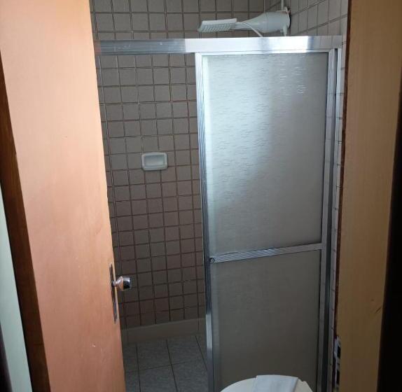 コンフォートトリプルルーム, Pousada A Pérola