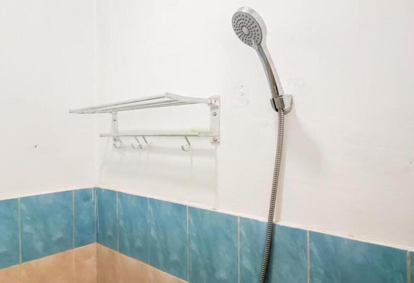 غرفة ديلوكس, Urbanview Ava Guest House Goa Gong