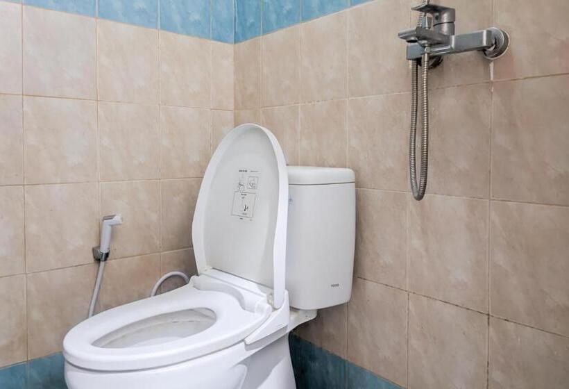 Семейный Номер, Urbanview Ava Guest House Goa Gong