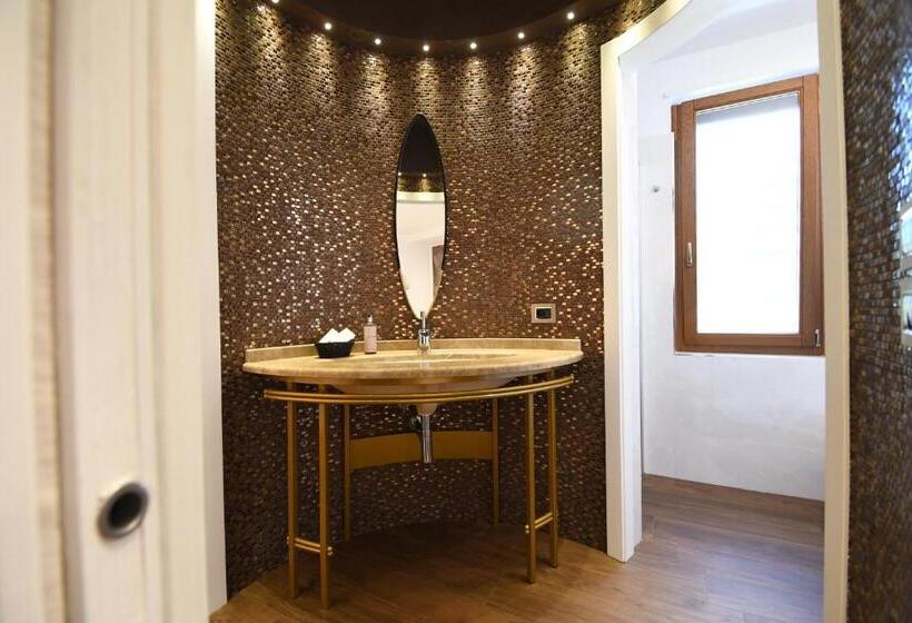 豪华三人间, Il Filo Di Arianna Mola Bed And Breakfast