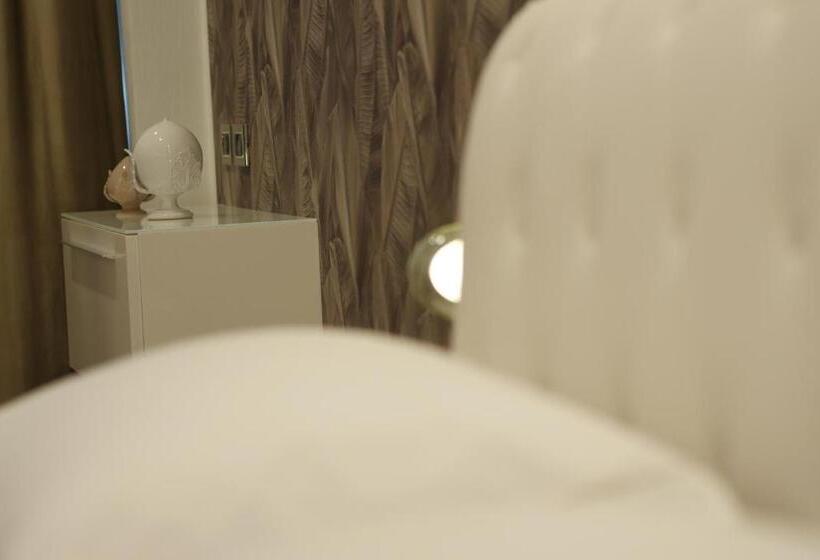 豪华三人间, Il Filo Di Arianna Mola Bed And Breakfast